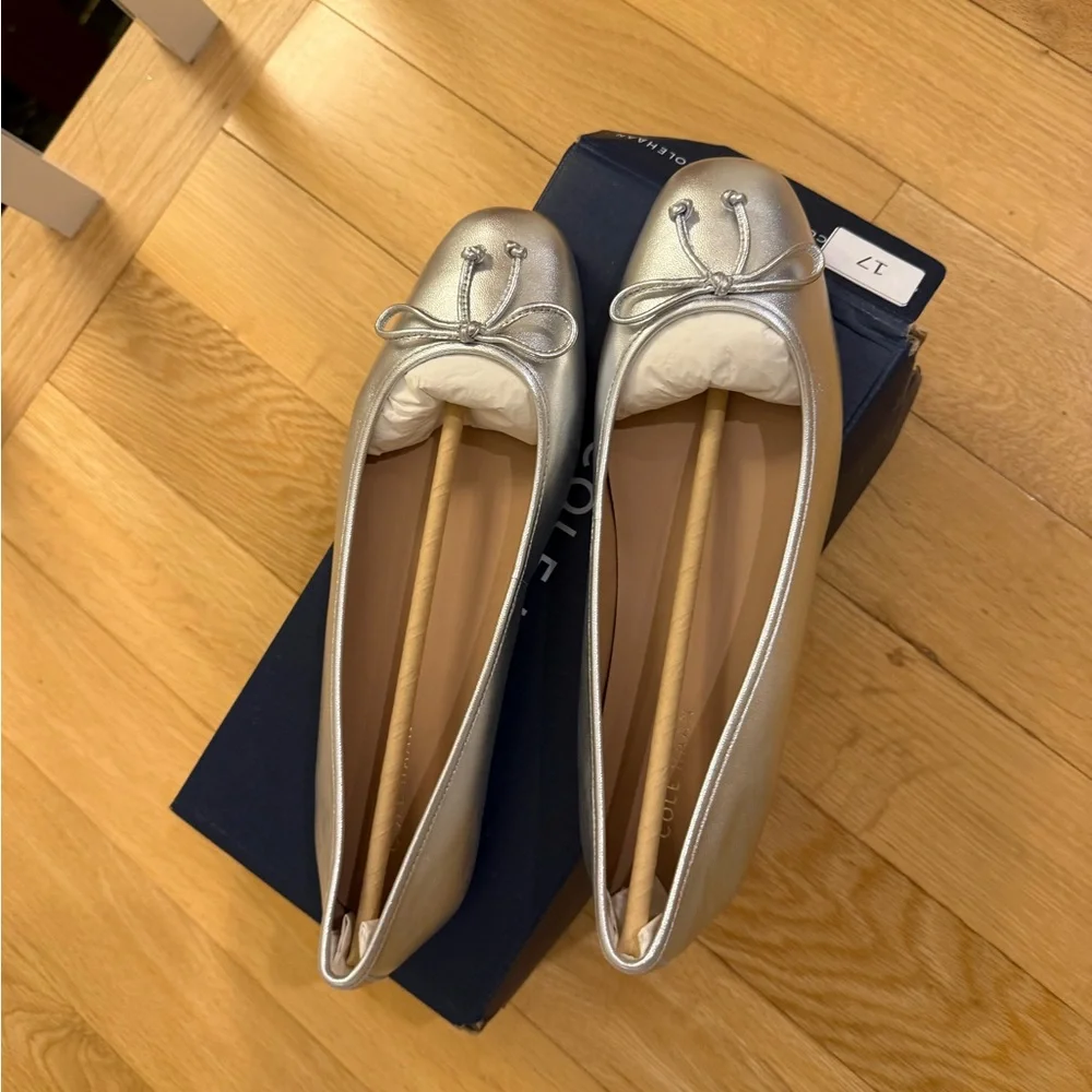 COLE HAAN women’s Yara Soft Ballet